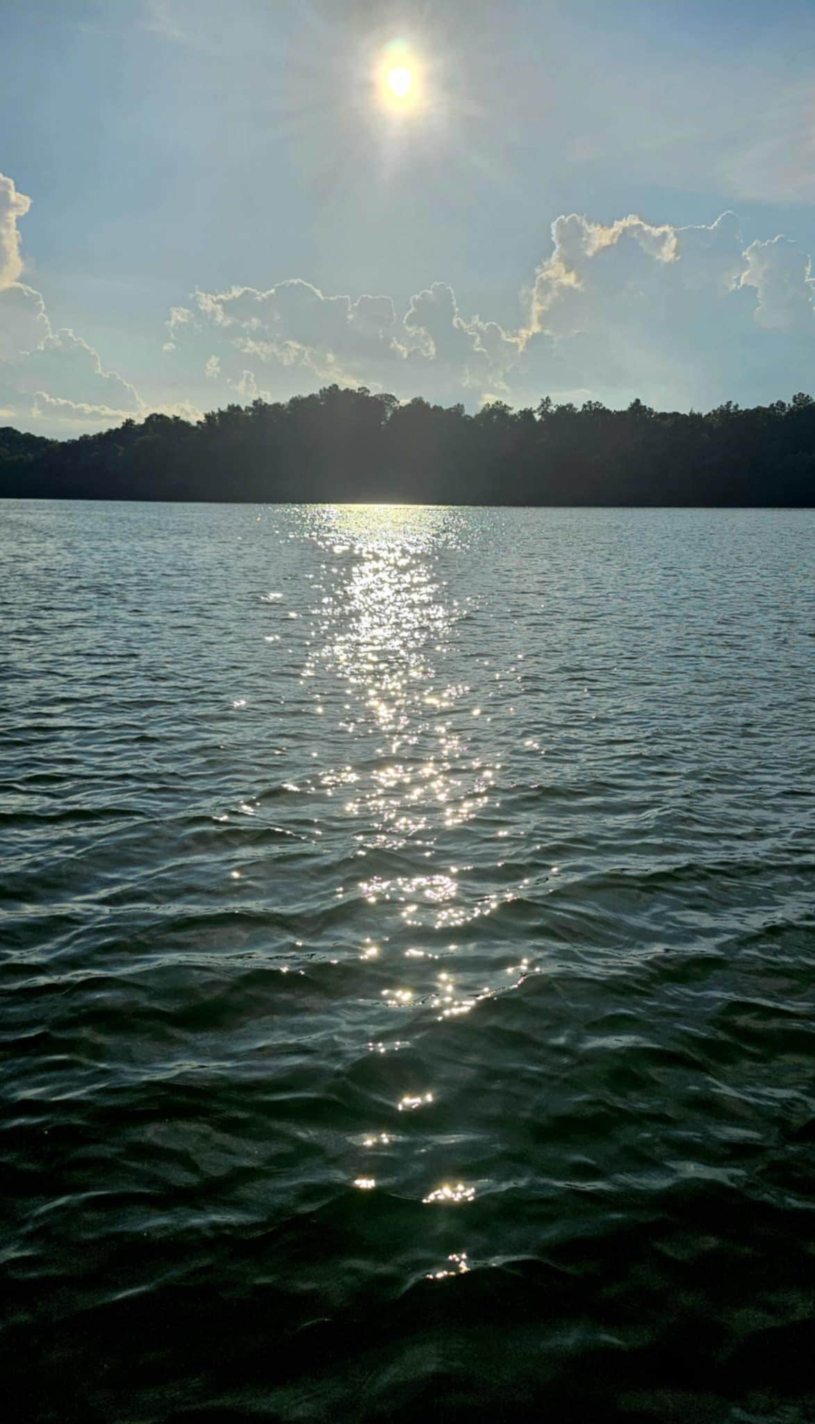 This lake is beautiful 