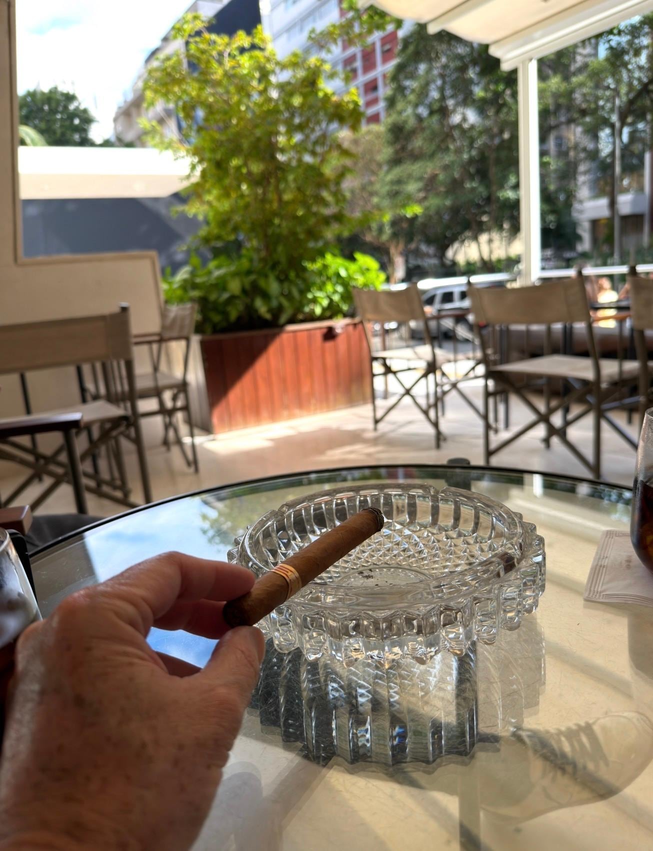 Charuto com atendimento prime no sábado à tarde 