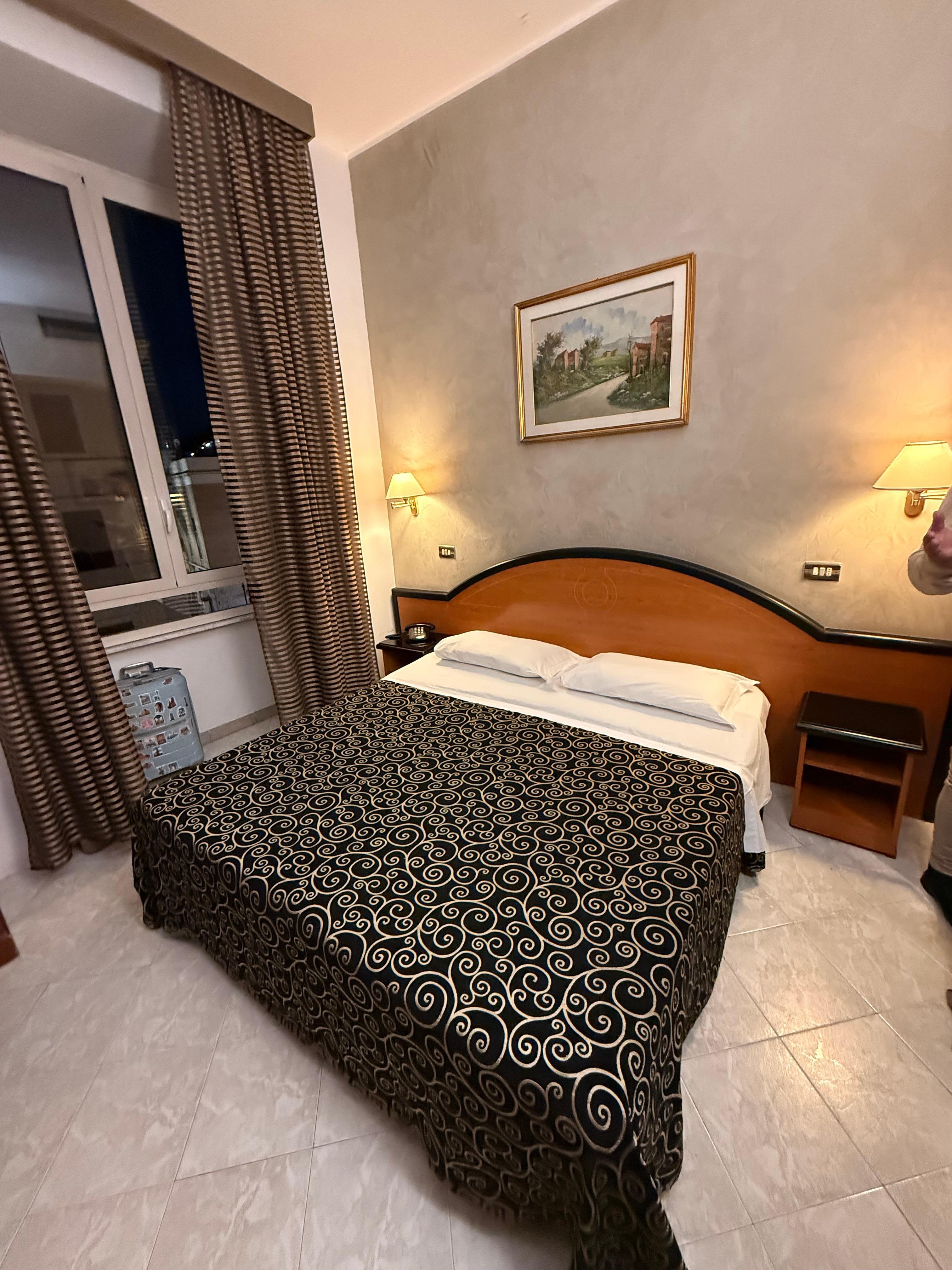 Cama duas de solteiro juntas, lençóis confortáveis