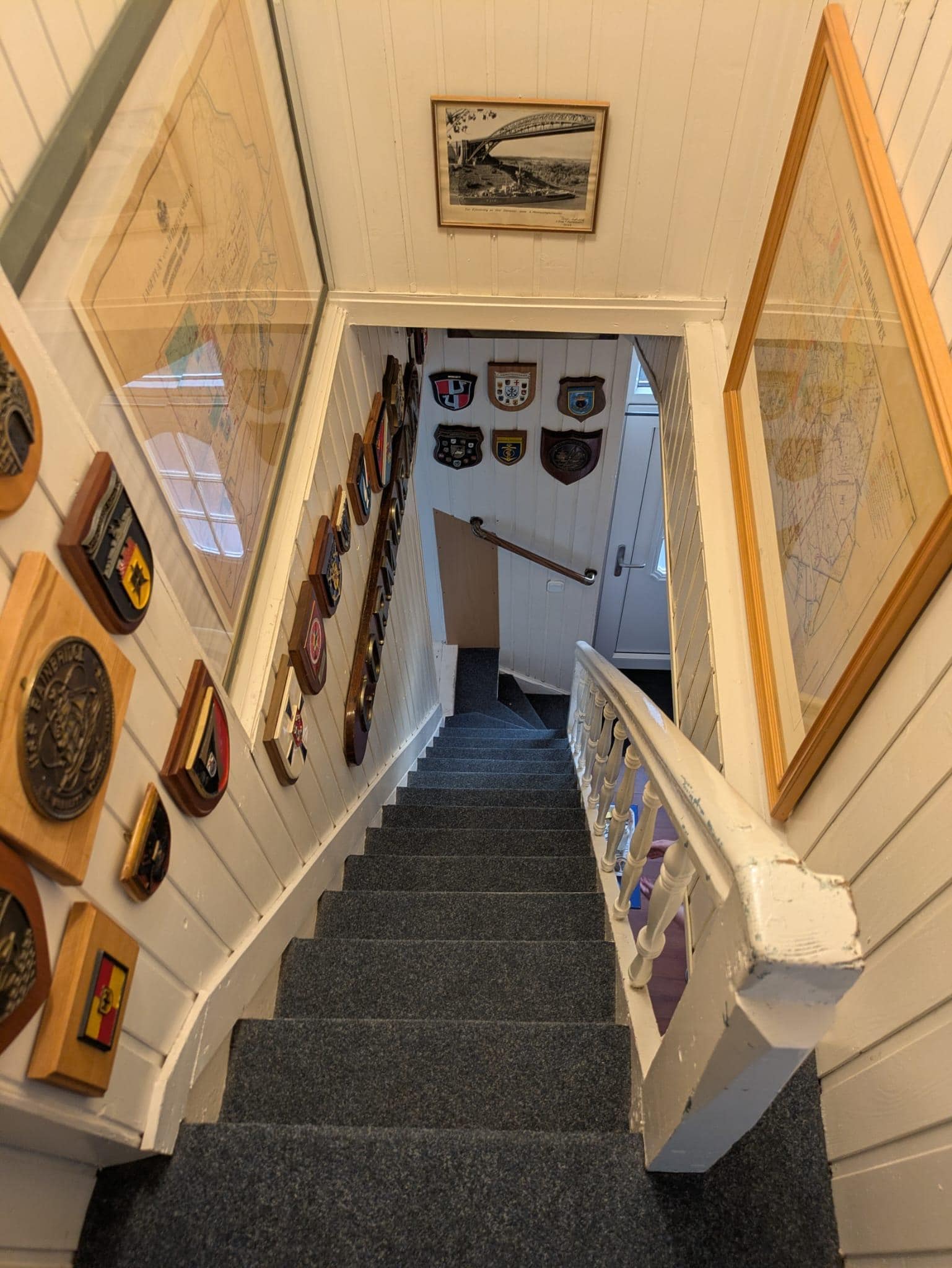 Die steile Treppe 