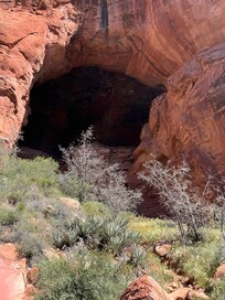 The entrance to Keyhole Cave