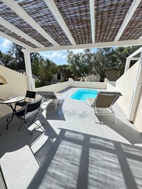 Private pool sundeck