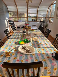 Magnificent table for family meals