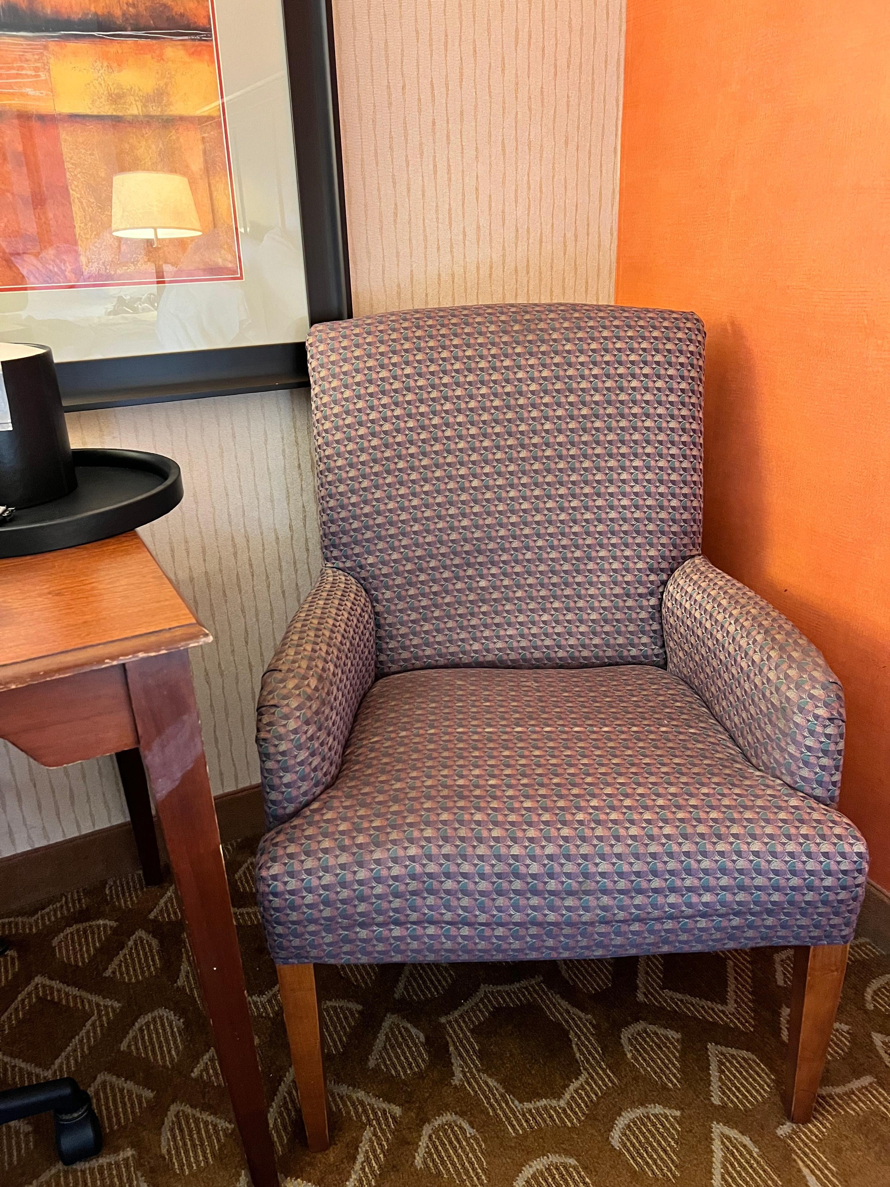 Aunt Edna’s nursing home is hipper decor than this place. 