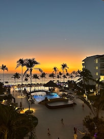 The sunsets were stunning every night.