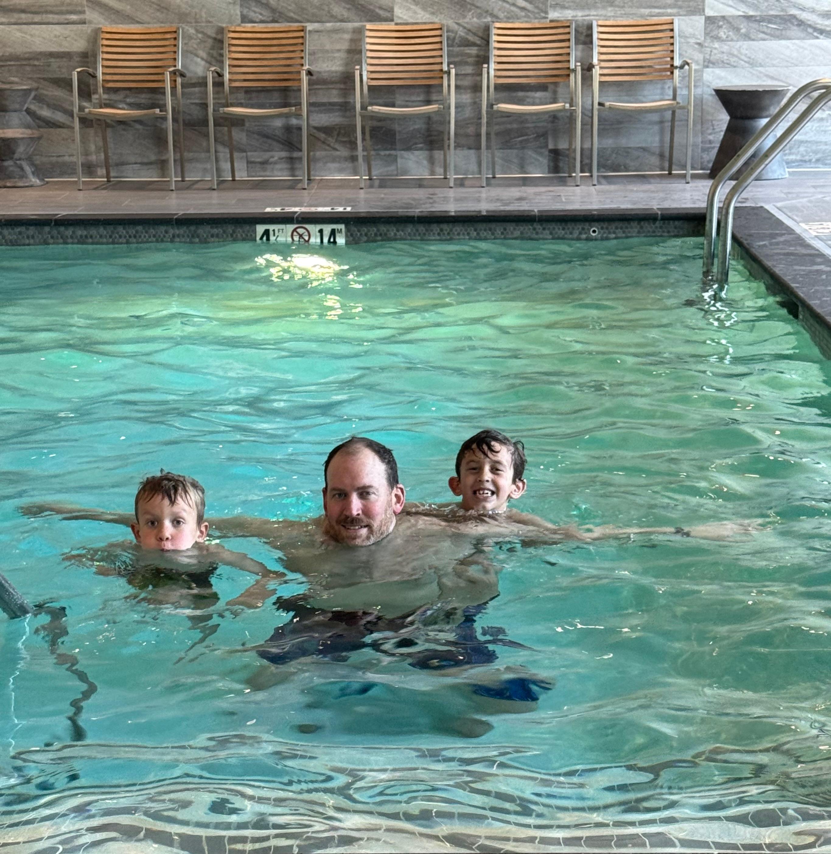 We had the pool to ourselves every time we went!