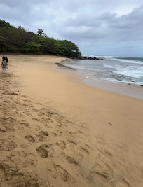 Great beaches and caves nearby.