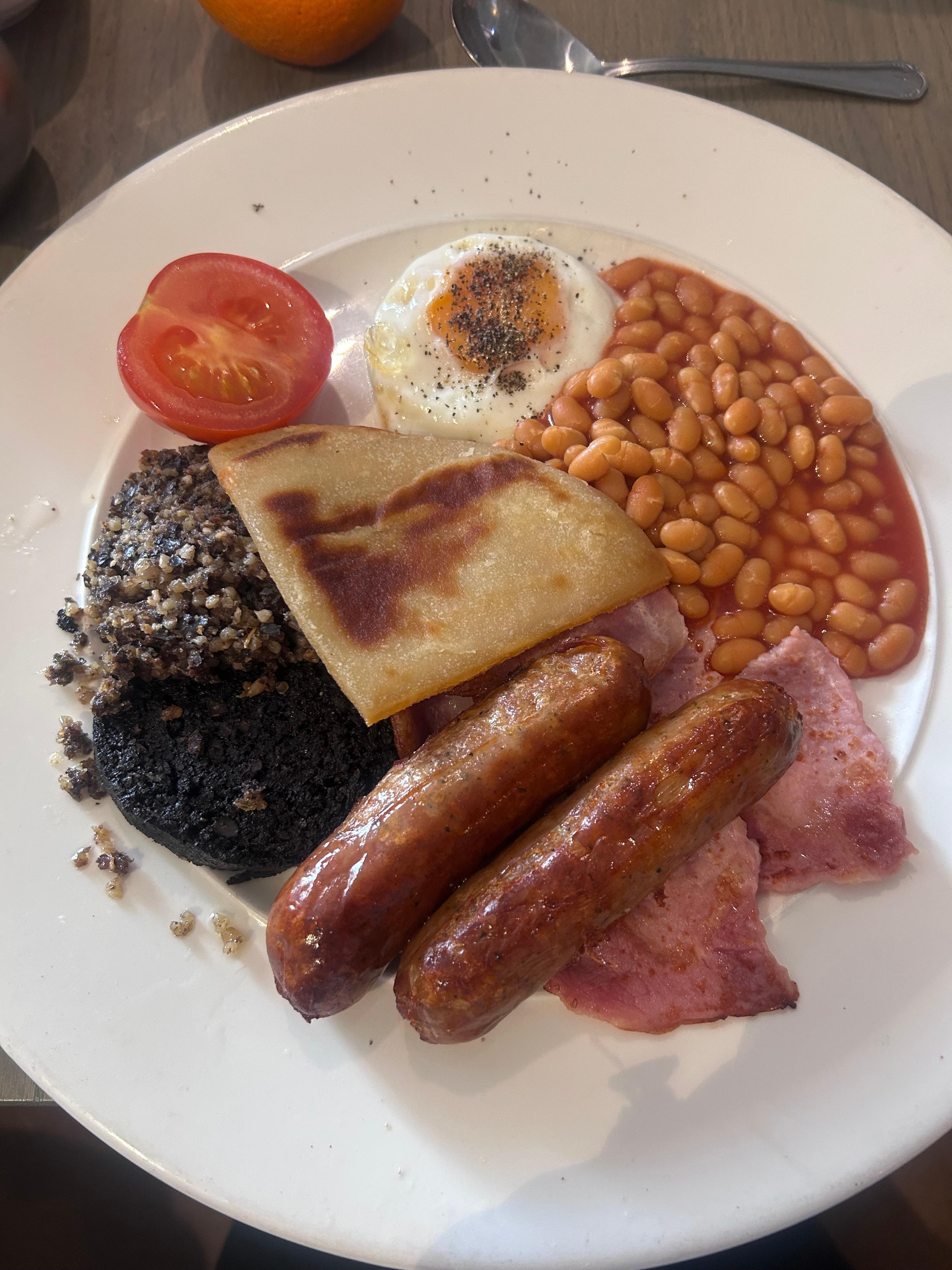 Full Scottish breakfast in restaurant