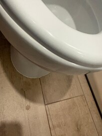 Baño totalmente sucio tengo muchos videos