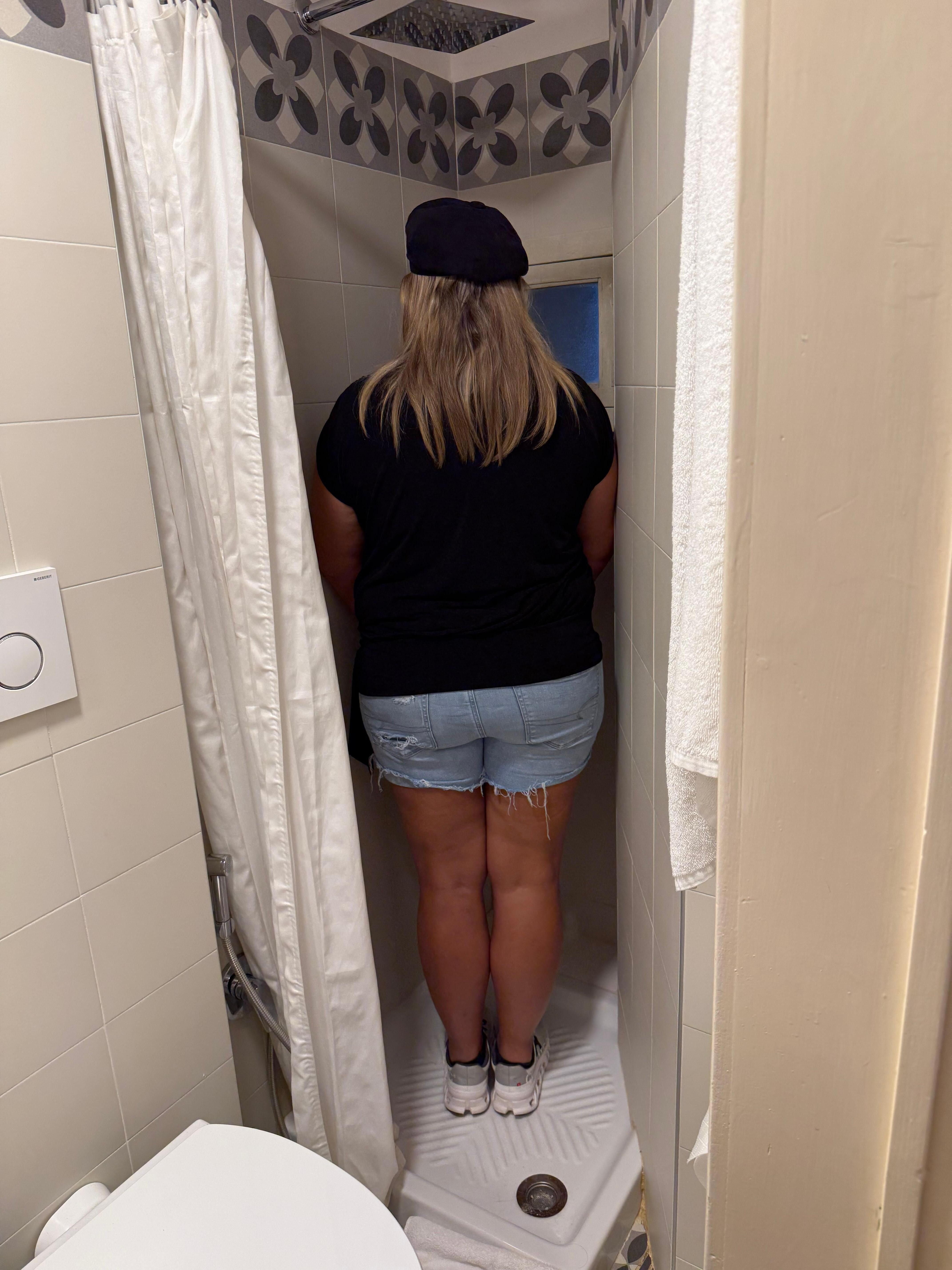 Shower. 5’3 adult 