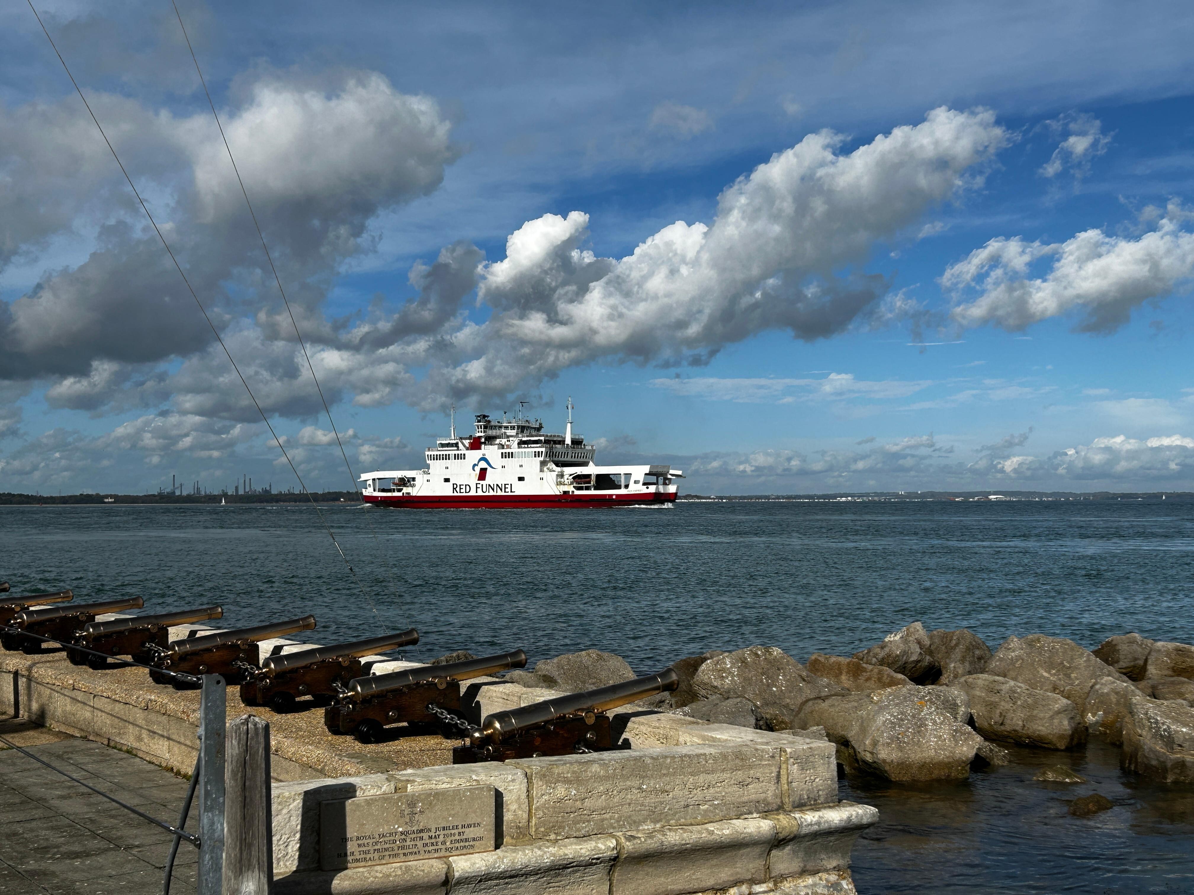 Red Funnel Ferry vor (West) Cowes