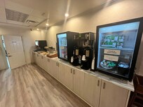 Limited breakfast selection. Cereal, breads, spoiled apples, rubber hard boiled eggs.