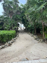 Access to beach