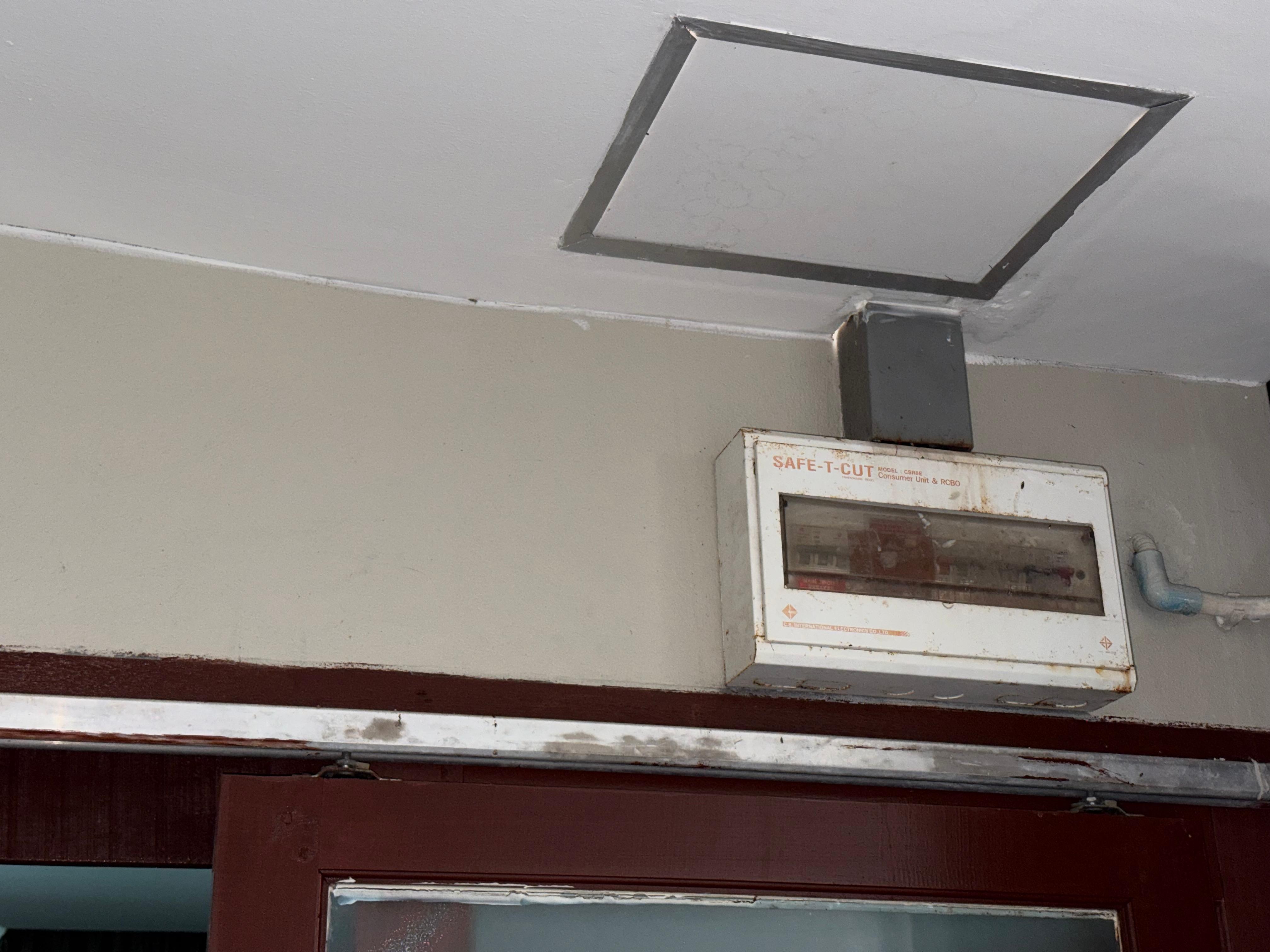 Rusty furs box and fuse tripped on last day of staying there 