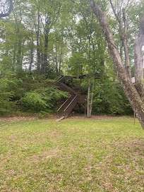 There are a lot of steps to get to and from the river!!