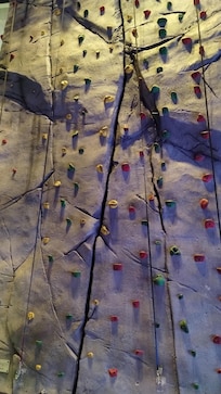 Climbing wall