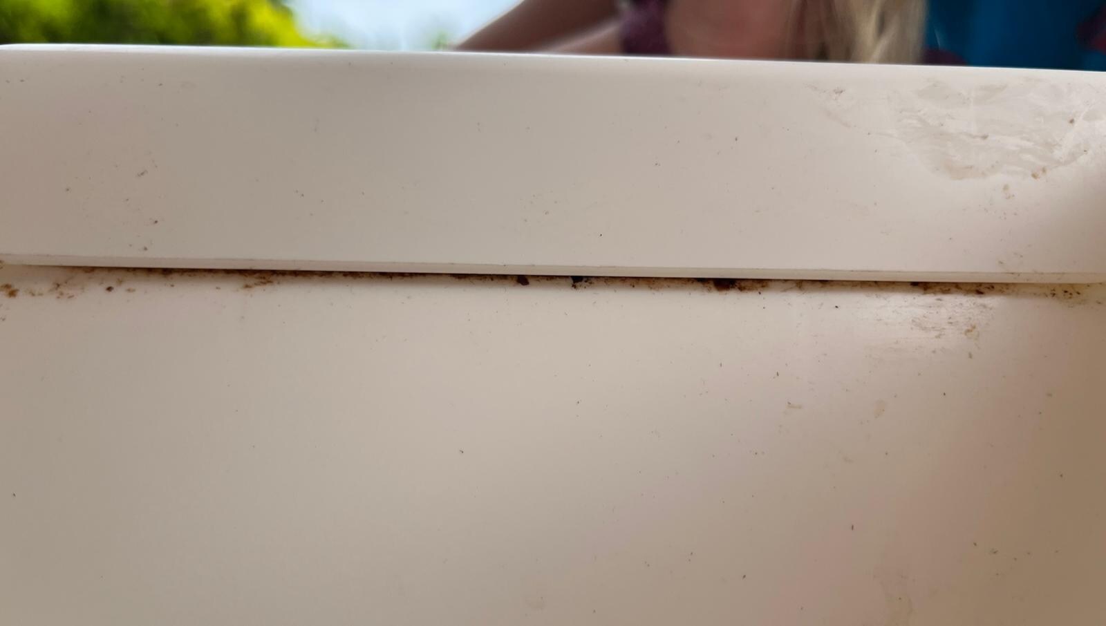 Kinderstuhl dreckig 2