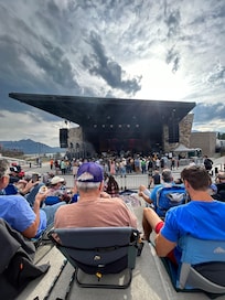 Friday night concert with Dispatch and John Butler