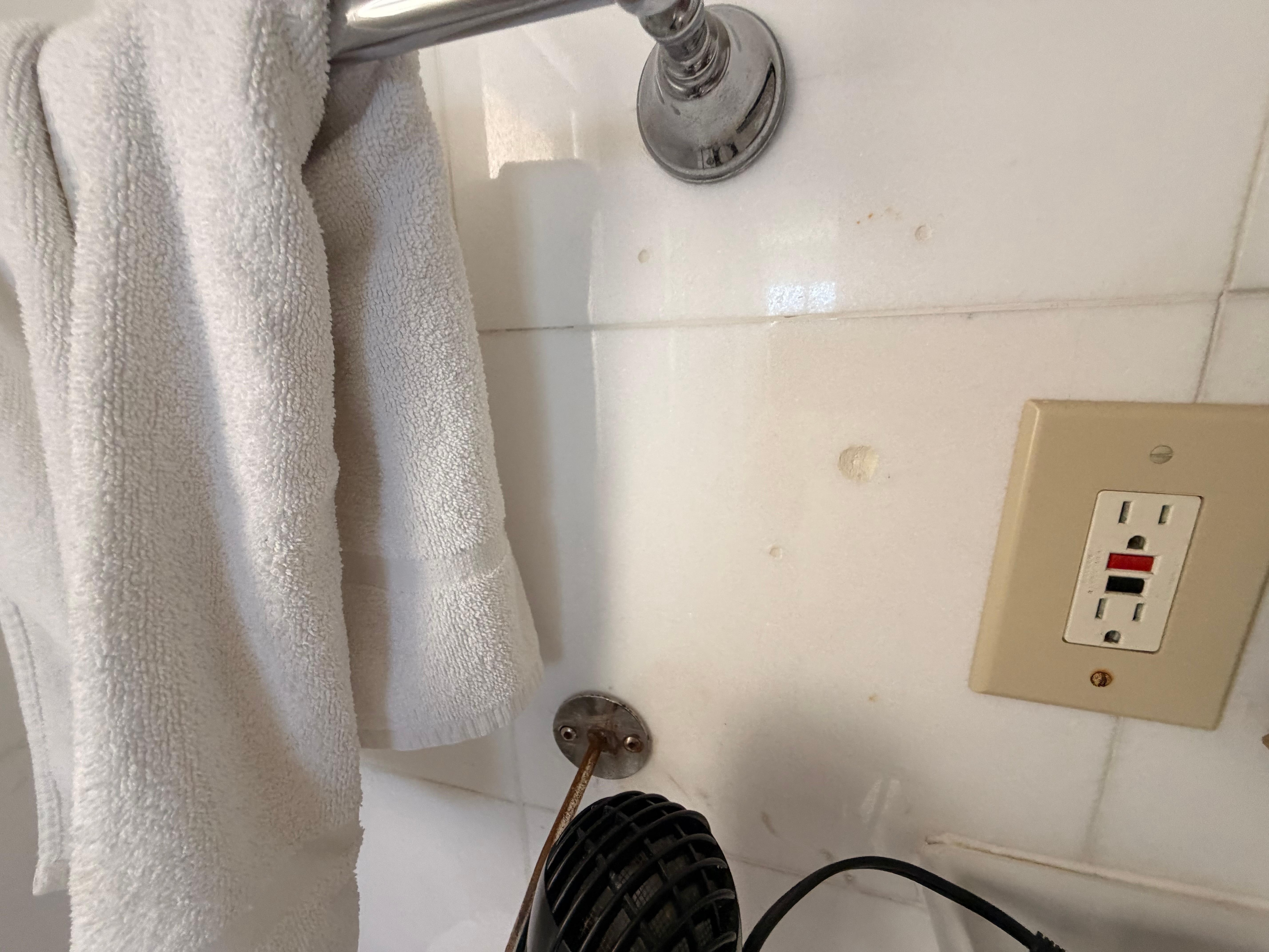 Cracked tiles in bathroom