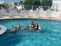 En la piscina de la Cdla