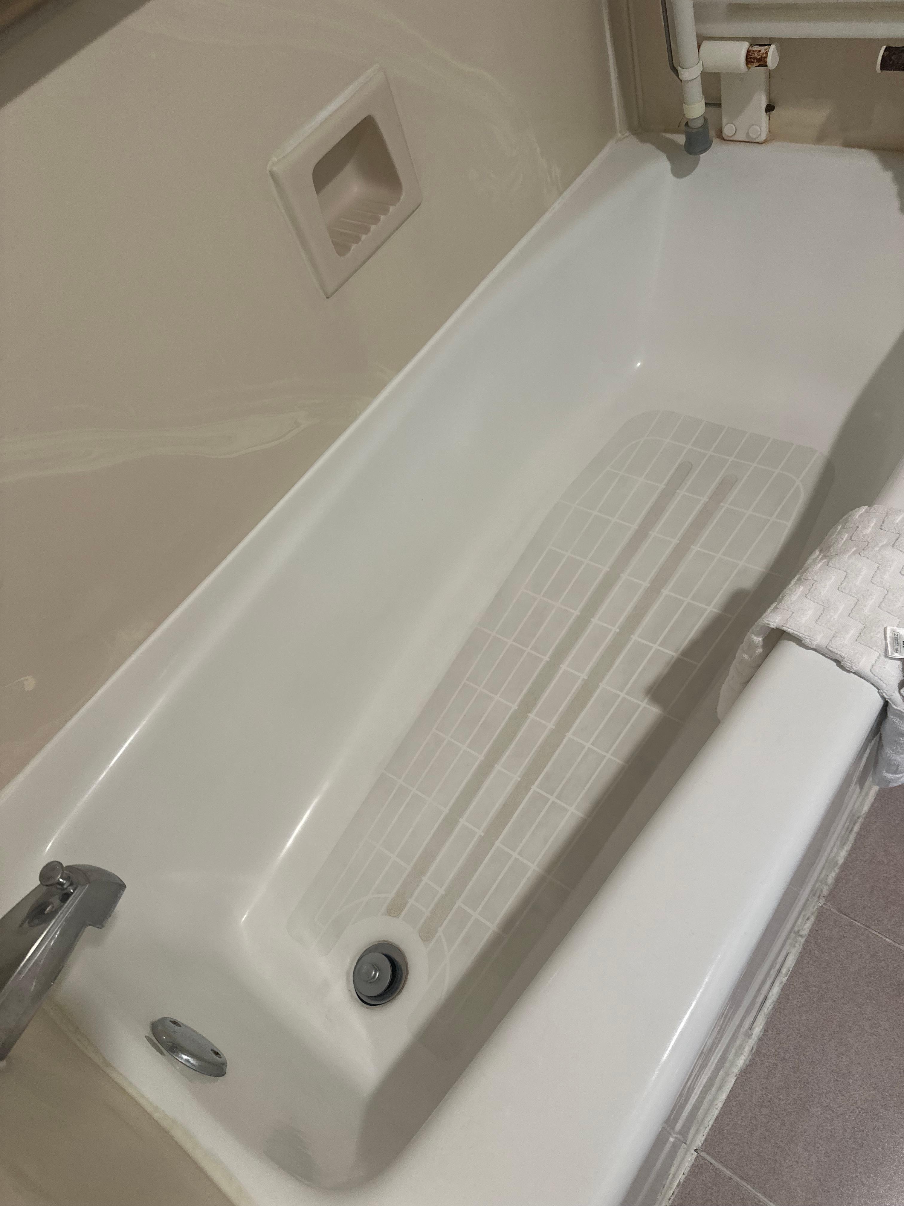 Dirty tub