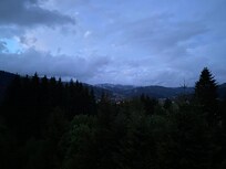 La vue depuis le balcon la nuit