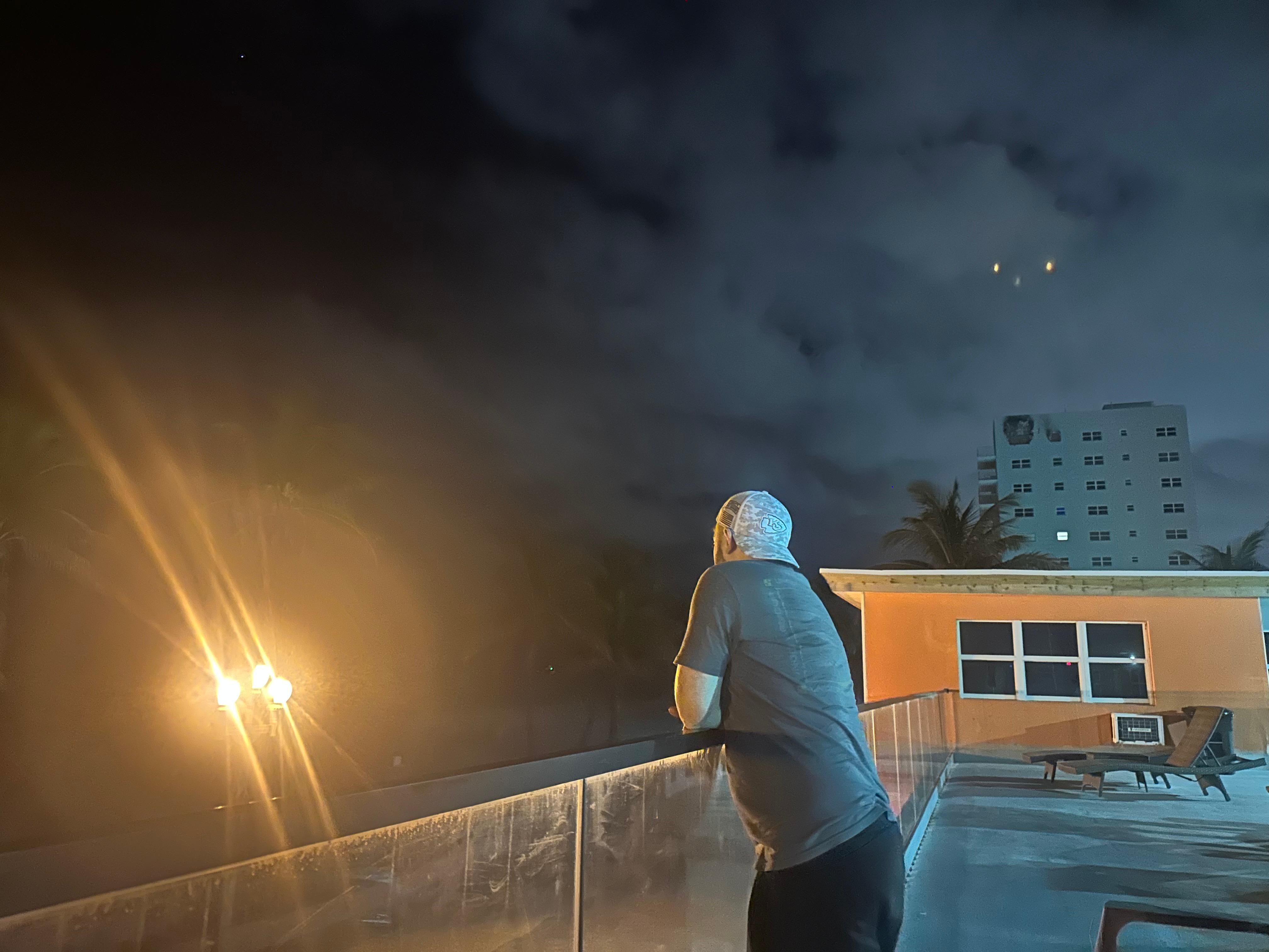 Outside room view of the ocean 