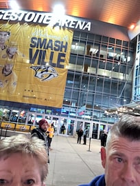 Went to a hockey game!