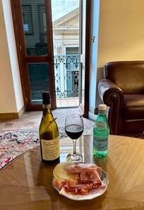 Mid-Day Lunch