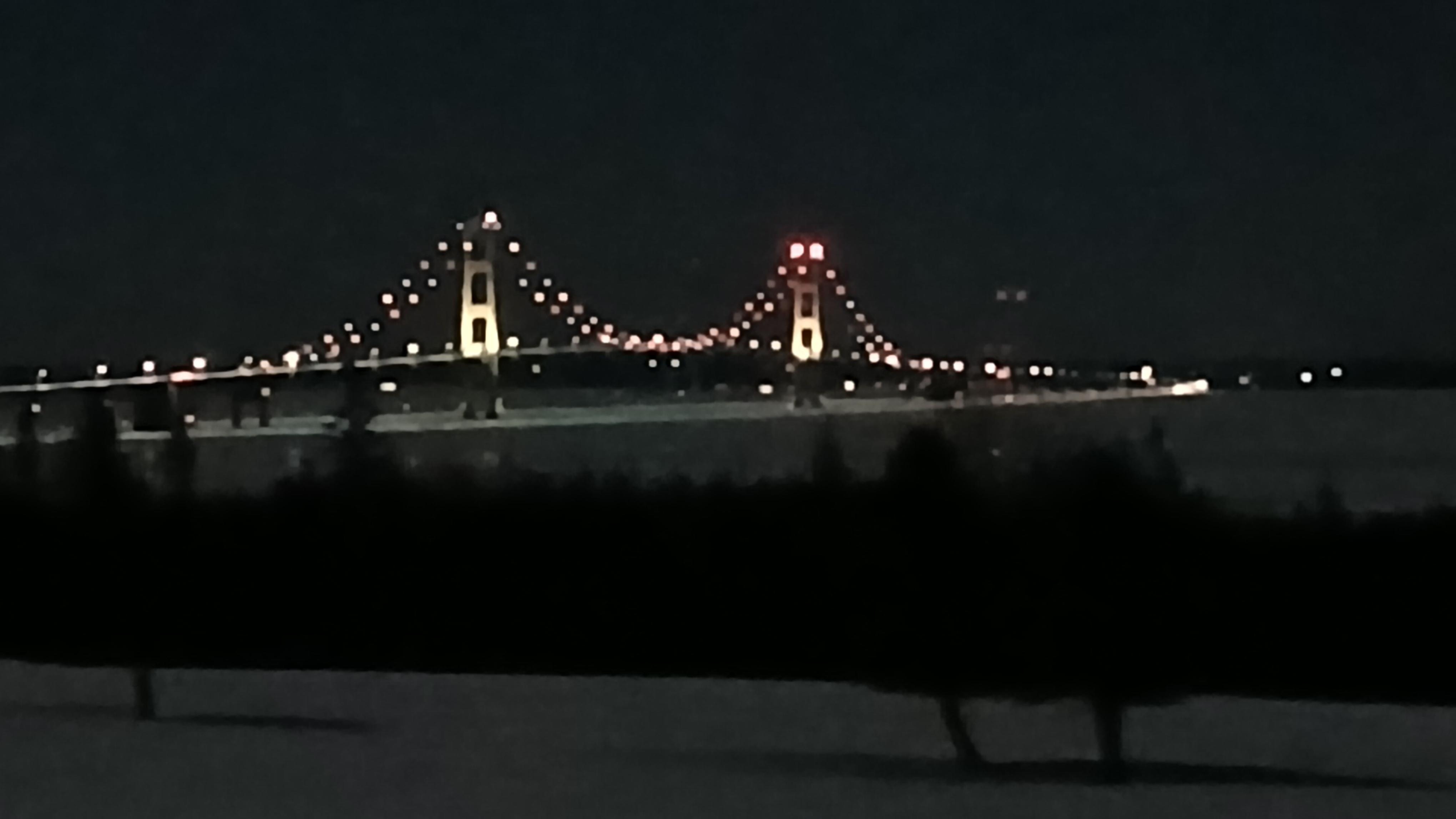 Mackinaw Bridge (night)