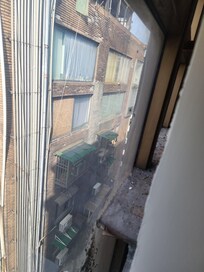 객실 변경 후 옆 방과의 연결 상태 및 방음 불량