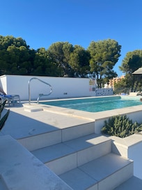 Pool auf der Dachterrasse