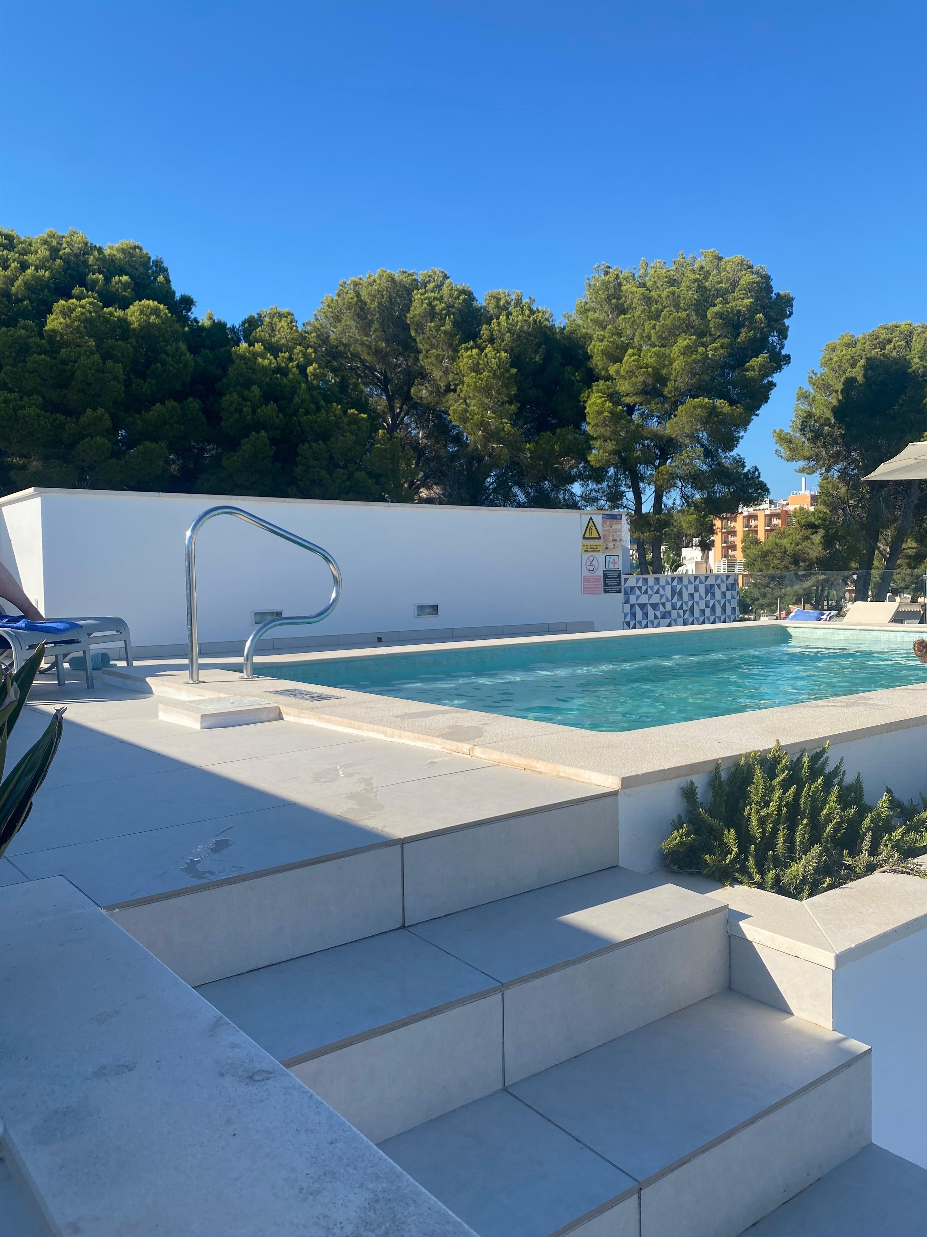Pool auf der Dachterrasse 