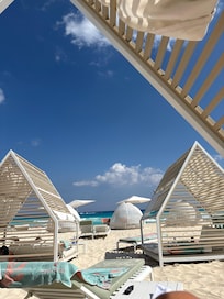 Always plenty of sun and shade seating at the beach.