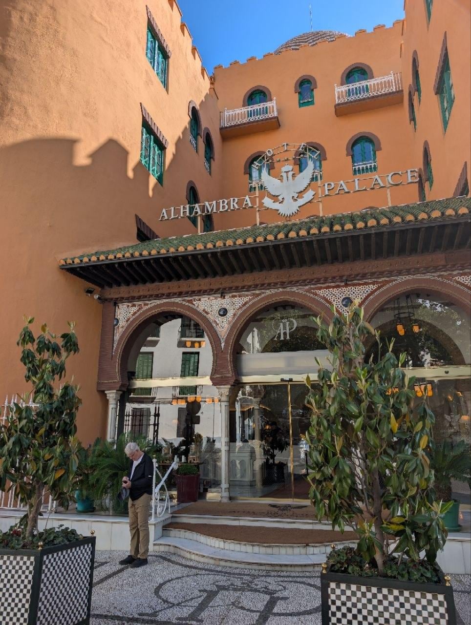 Alhambra Palace Hotel 
