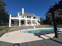 My view from the lounger.  Nice.....    :)