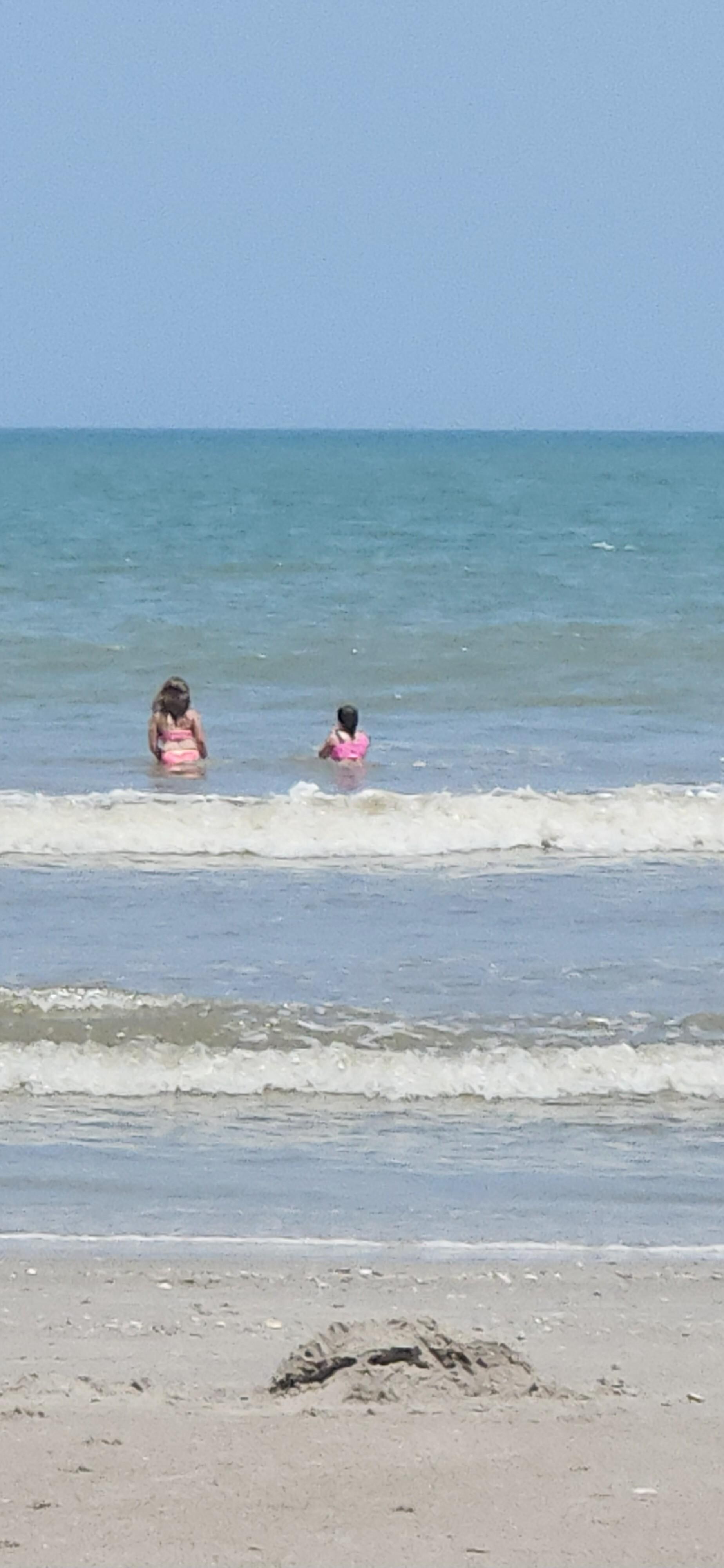 Swimming with the waves!