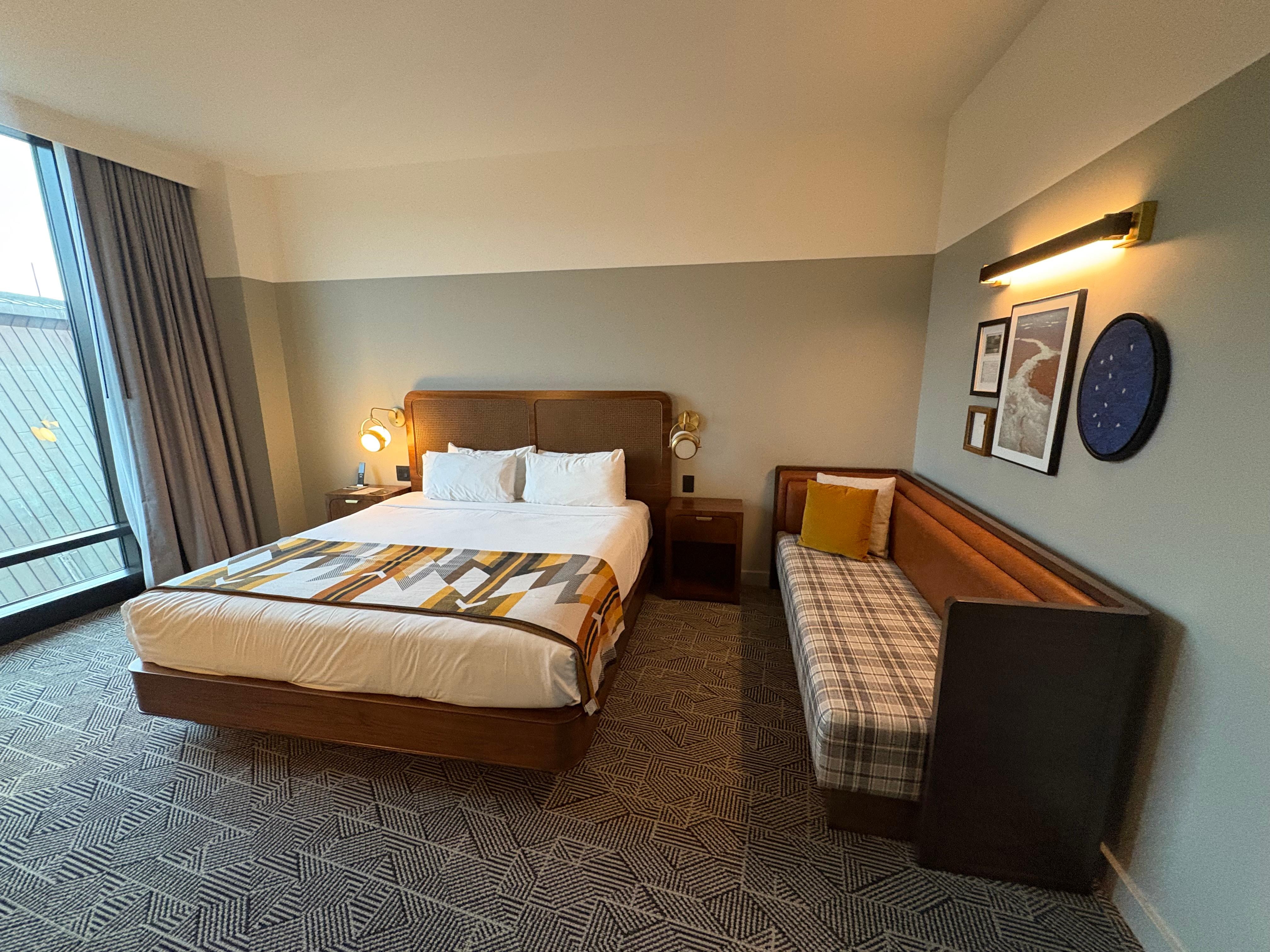 Very nice aesthetic. High ceilings. 