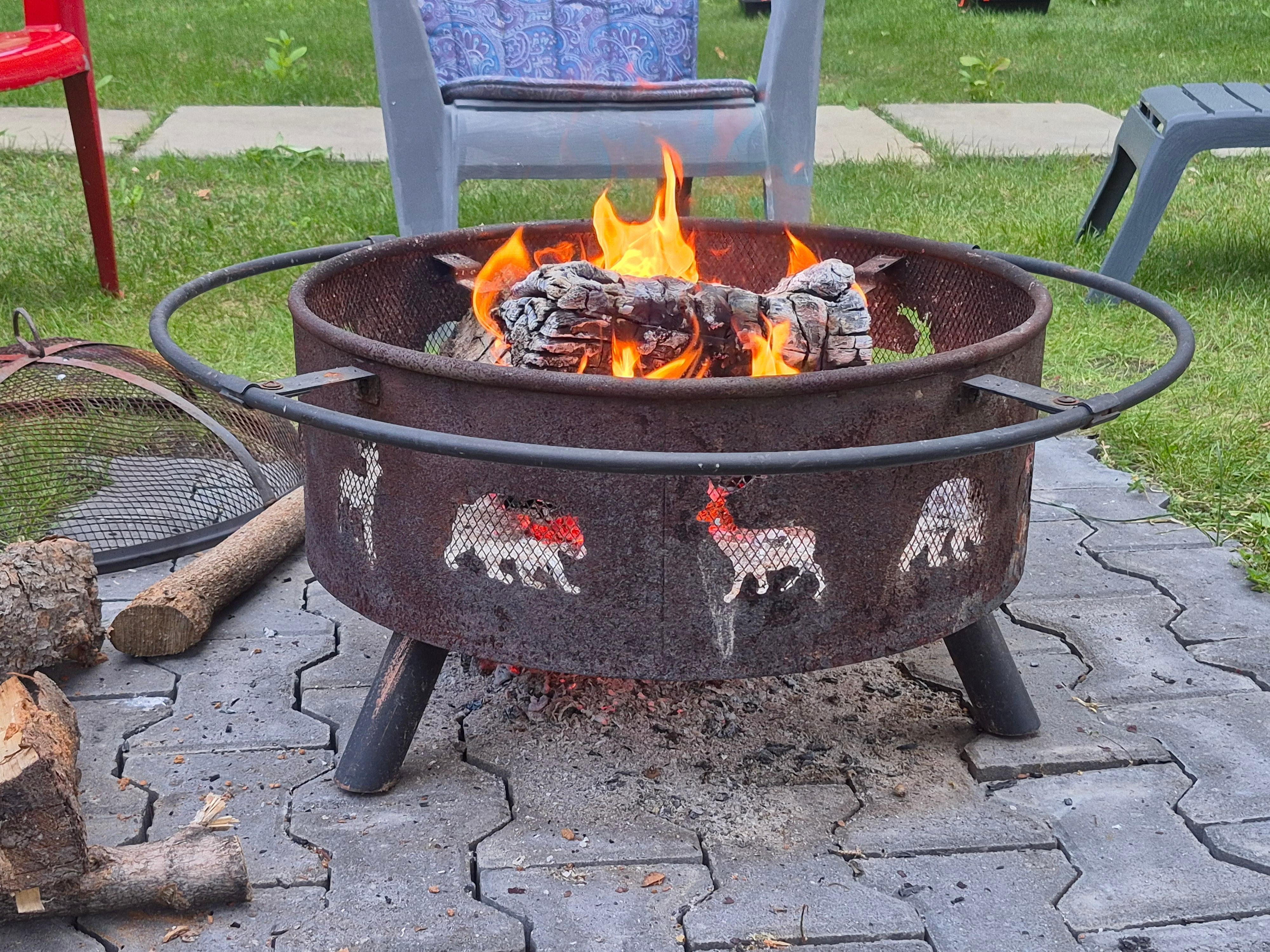 Backyard firepit
