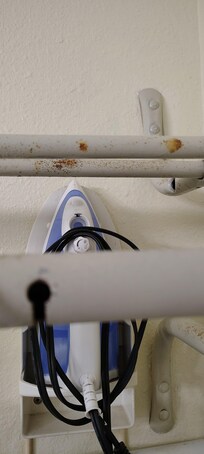 Area to hang clothes