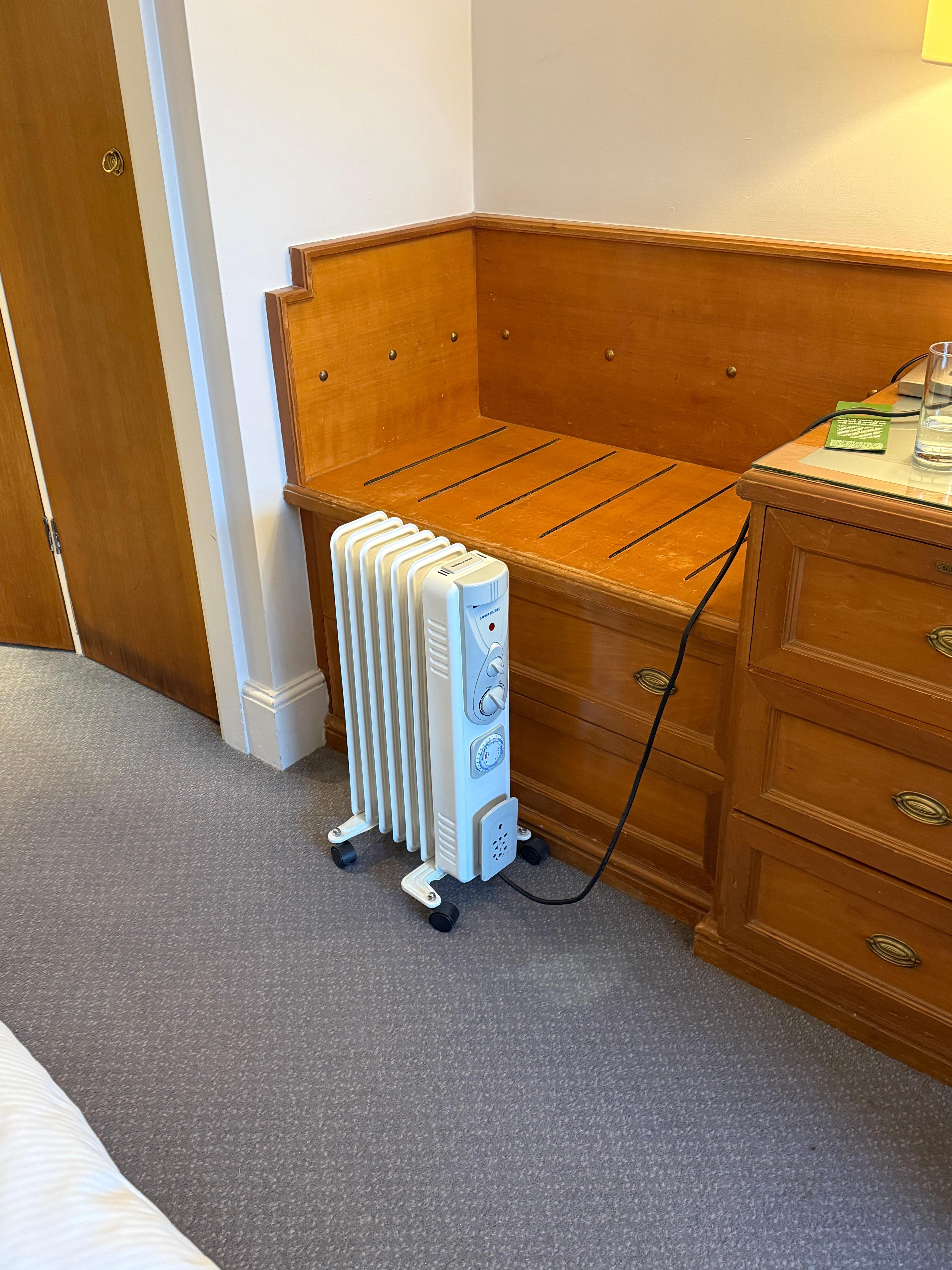 Heating in the room wasn’t working so was given a heater 