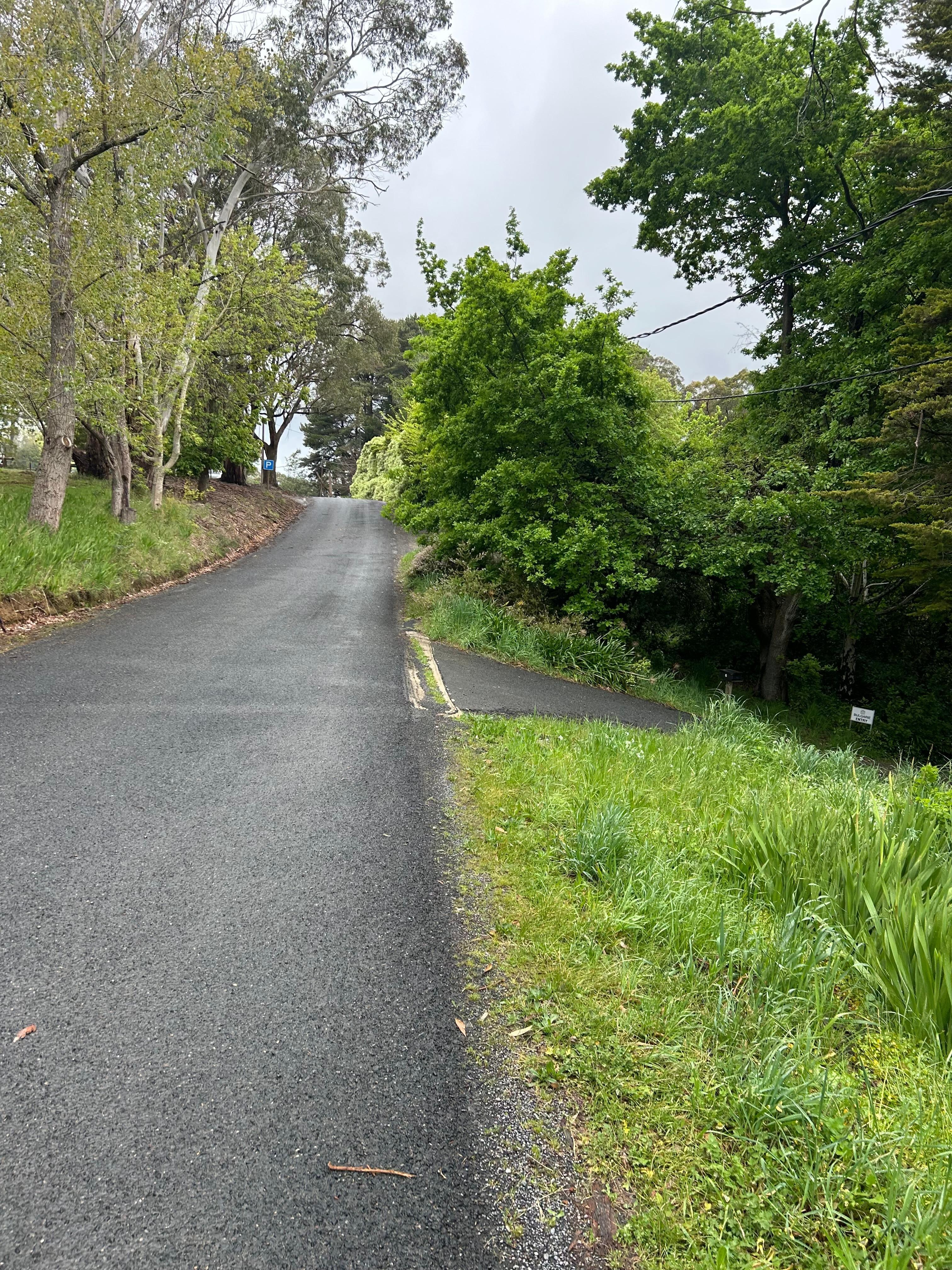 Poor visibility of street number and steep drive