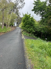 Poor visibility of street number and steep drive