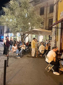 Lots of places to dine close by.