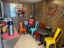 Breakfast room
