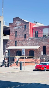 Historical buildings are just around the corner!