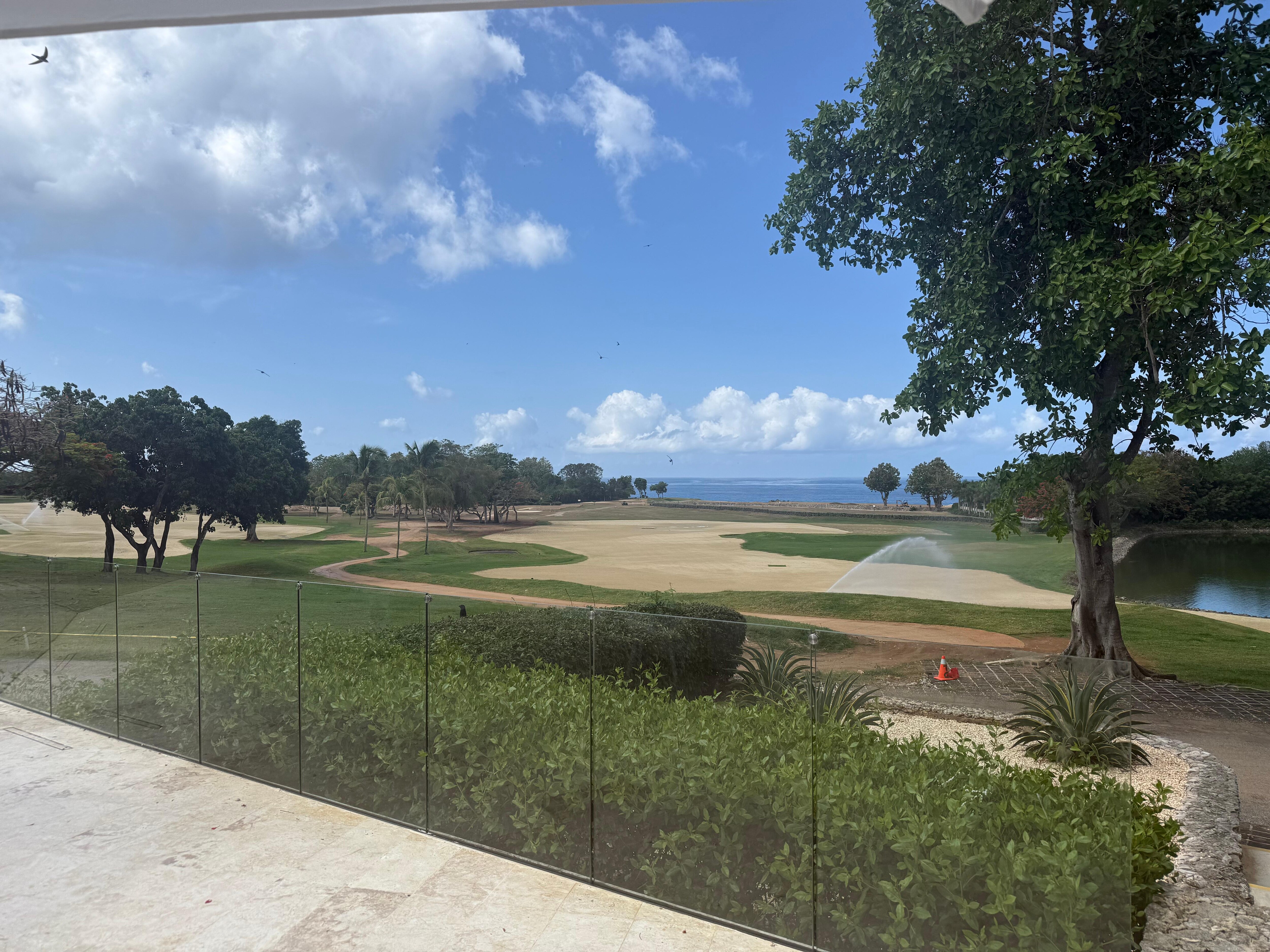 el lago rest 
