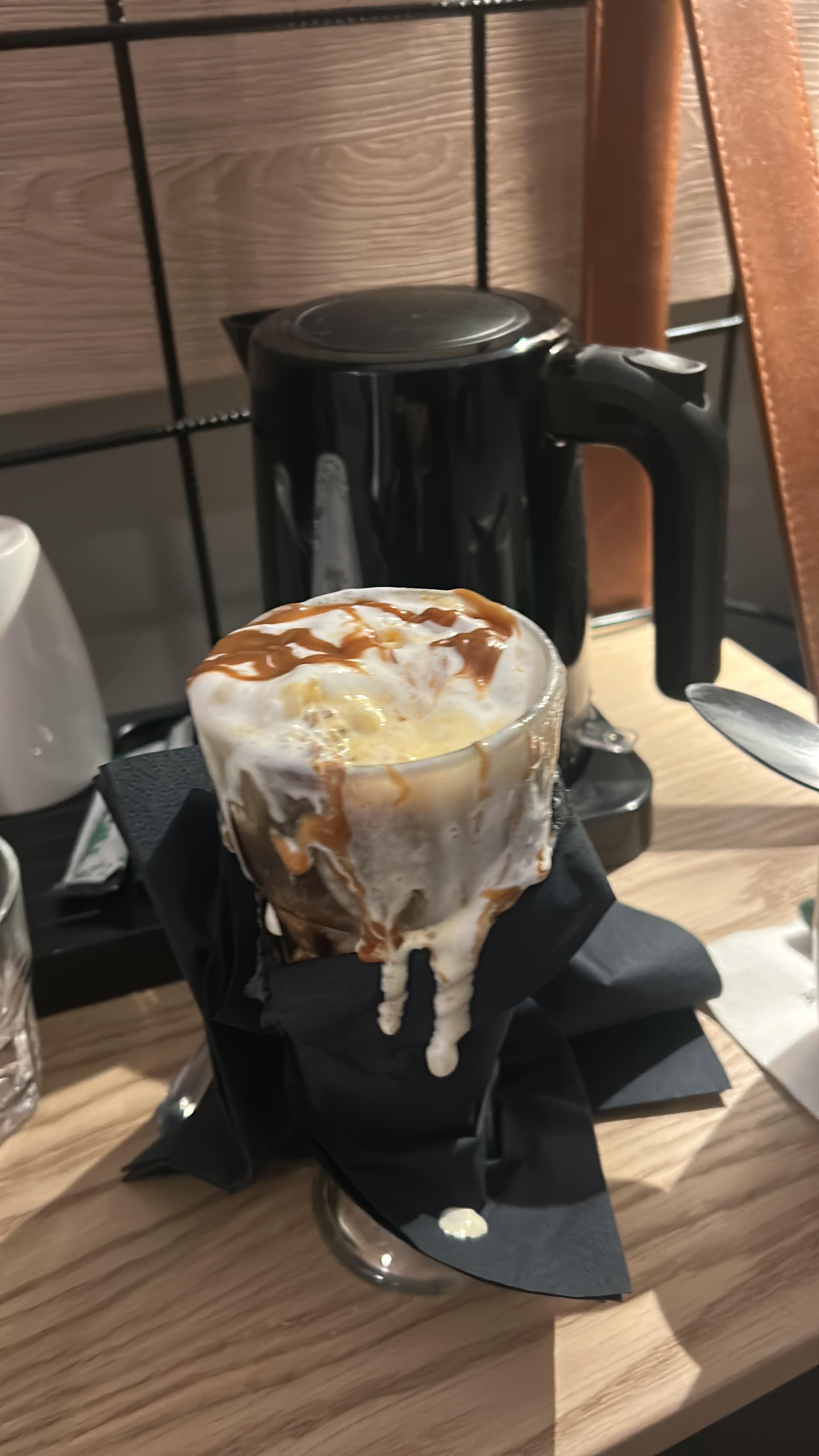 Toffee pudding sundae