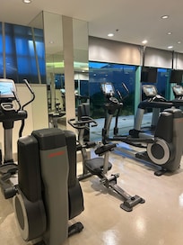 24æéć¶æ„ăźăžă