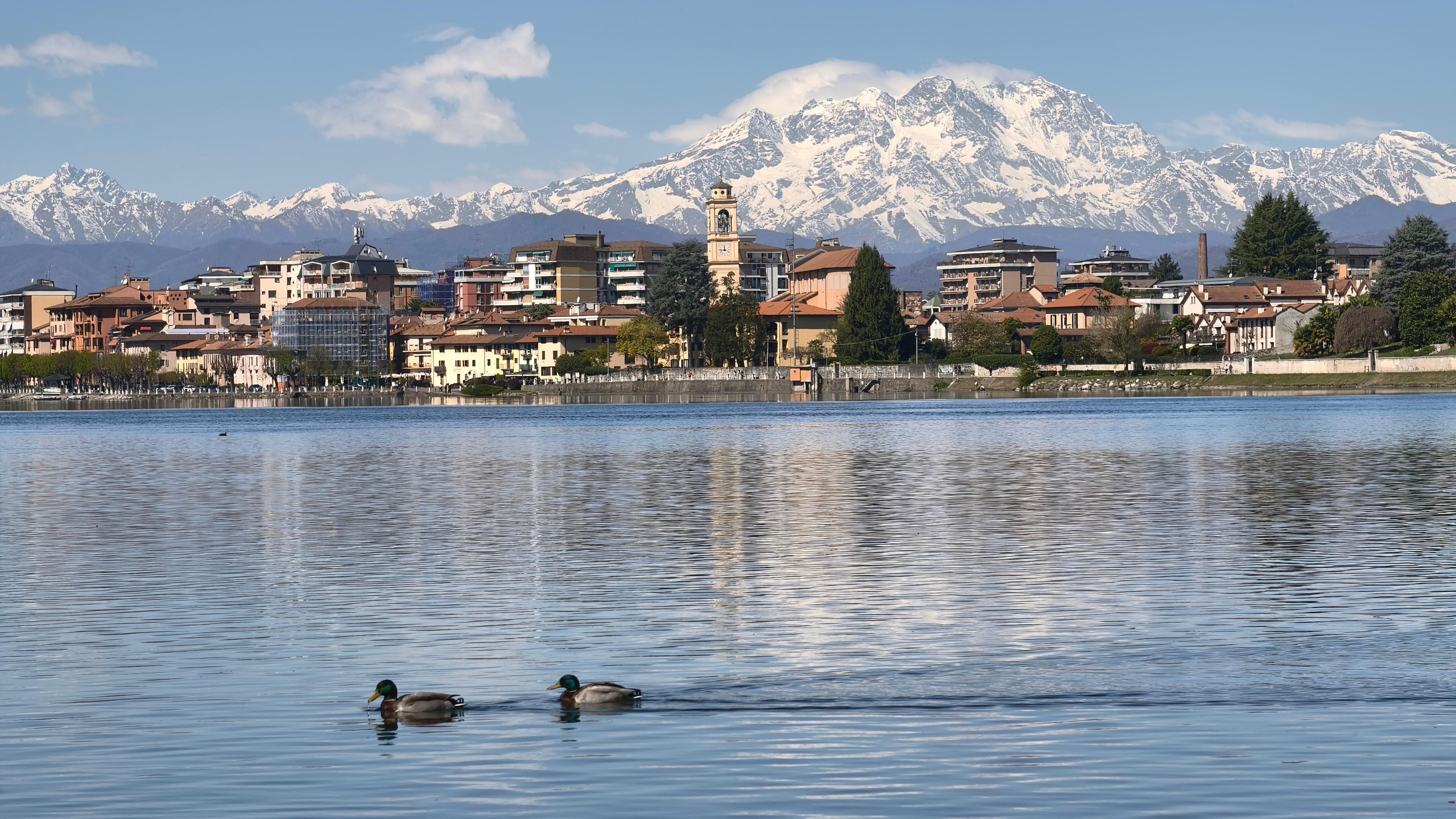 Sesto Calende mit Monte Rosa